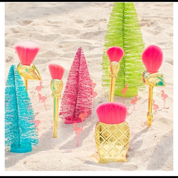 Tarte Let’s Flamingle 5 Brush Set - Picture 4 of 6